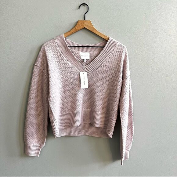 Pink Rose NWT Textured V-Neck Sweater Mauve Lavender Size Medium - Picture 2 of 9